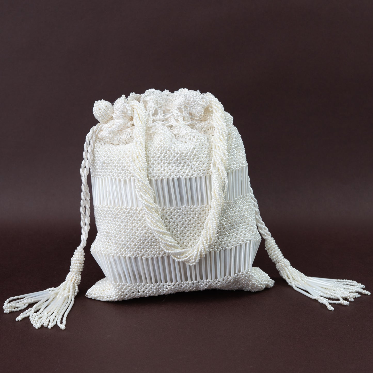 White Pearl & Salli Crochet Potli